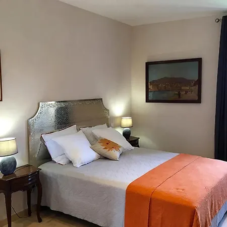 Guest house Castellu D'orezza 3*